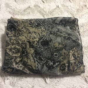 Infinity black scarf